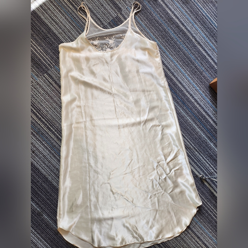 Vintage Dentelle Long Off White Embroidered Floral Slip Nightgown - Picture 5 of 13